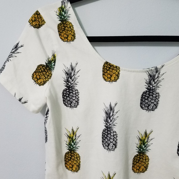Awesome F21 Plus pineapple print crop top, 0X - Picture 1 of 5